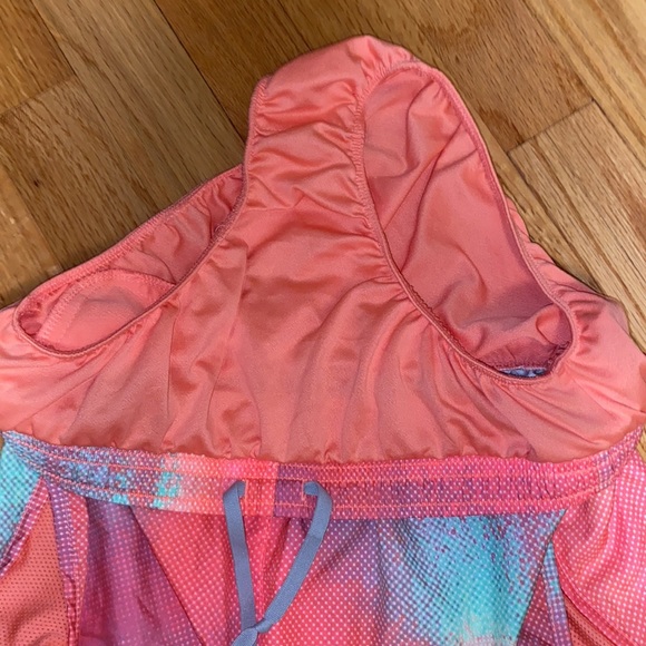 Nike Pink and Mint athletic shorts - Picture 5 of 6